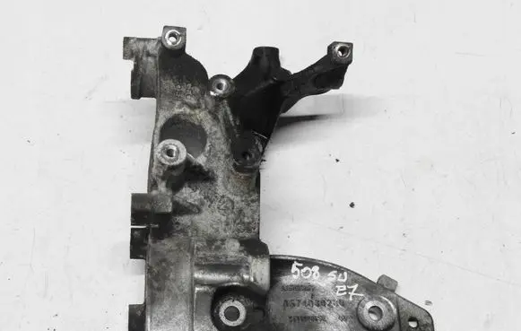 Citroen C4 II Picasso Engine mounting bracket 9674030280