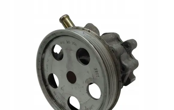 Audi A4 S4 B6 8E 8H Power steering pump 8E0145133