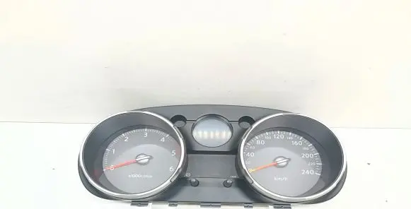 Nissan Qashqai+2 Speedometer (instrument cluster) JD73C 17GEFHN