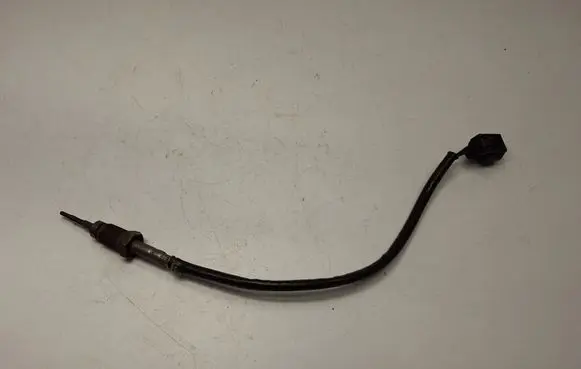 BMW 5 E60 E61 Exhaust gas temperature sensor 7809153 13627809153 13627795174