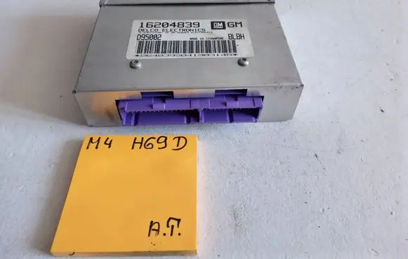 Opel Astra F Engine control unit/module 16204839 D95002