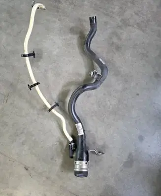BMW 4 F32 F33 Fuel tank filler neck pipe 7270992