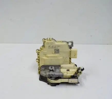 Audi A3 S3 8V Front door lock 8X1837016A