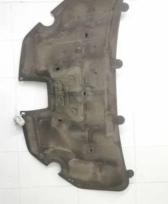 Engine bonnet/hood sound/heat insulation