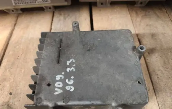 Chrysler Voyager Gearbox control unit/module 04686283 283293021595