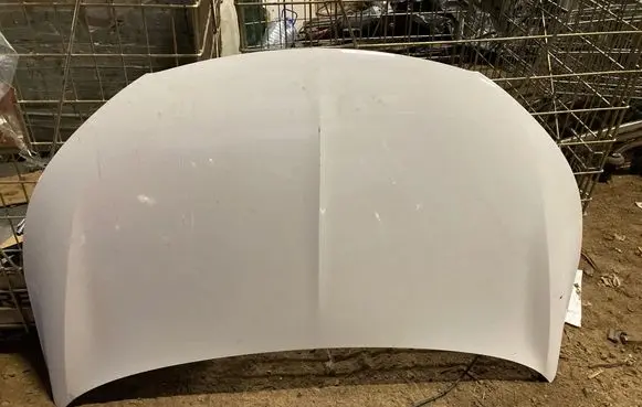Opel Crossland X Engine bonnet/hood 39111083