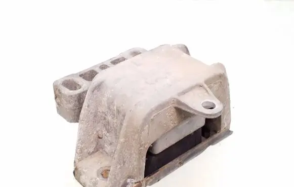 Skoda Octavia Mk1 (1U) Engine mount bracket 1J0199555AJ