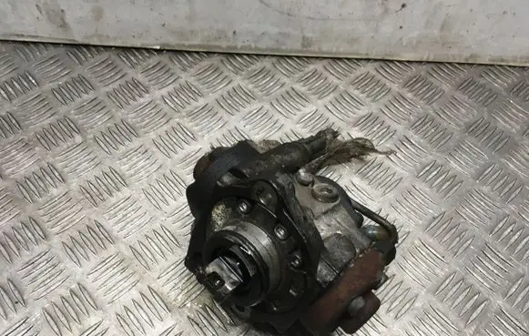 Fuel injection high pressure pump