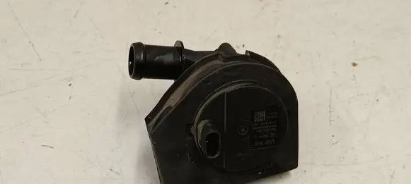Audi A3 8Y Electric auxiliary coolant/water pump 5Q0965567N