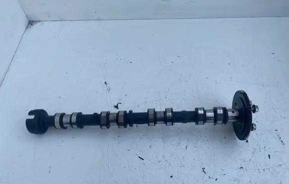 Toyota Avensis T250 Camshaft 