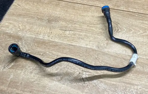 Land Rover Range Rover Sport L494 Engine coolant pipe/hose CPLA8C289CB