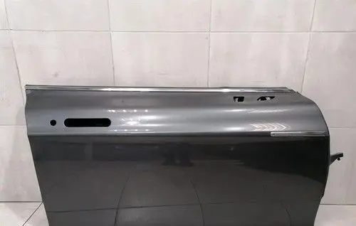 Aston Martin DB11 Front door AD436510126