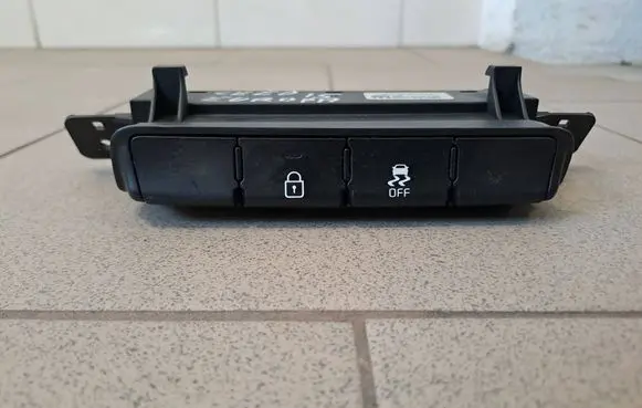 KIA Ceed Traction control (ASR) switch 93700A2020 49D1A21000