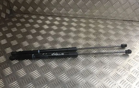 Audi Q7 4L Shock absorber/damper mounting bracket CPS4M0827552CSQ7