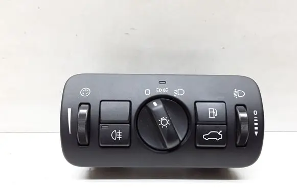 Volvo V70 Light switch 30739413