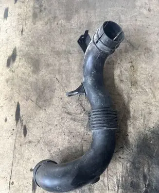 Renault Master III Air intake duct part 165550972R