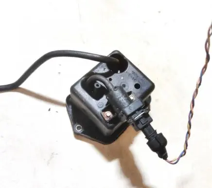 Vacuum air tank