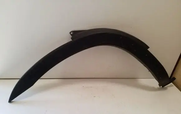 Iveco Daily 6th gen Front arch trim 5801863938 5801863940