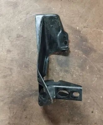 Dodge Durango I Engine mounting bracket 53022041AB