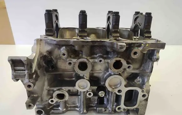 Toyota Yaris XP210 Engine block M15A BB12422
