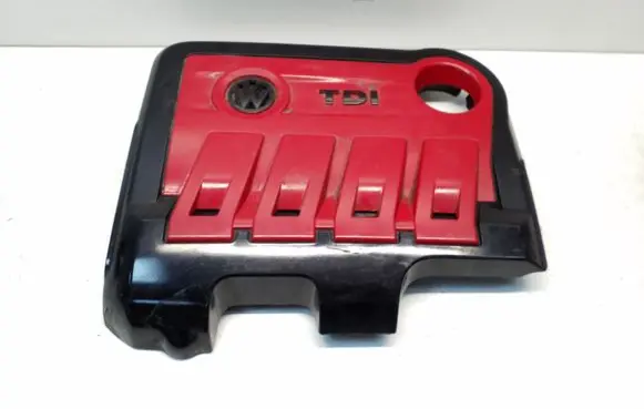 Volkswagen Jetta VI Engine cover (trim)