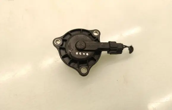Dodge Grand Caravan Camshaft vanos timing valve 05184101AG