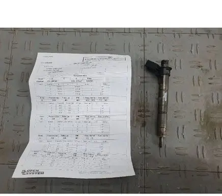 BMW 5 F10 F11 Fuel injector 7823461 782346101