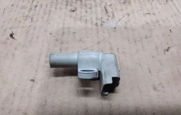 Camshaft position sensor