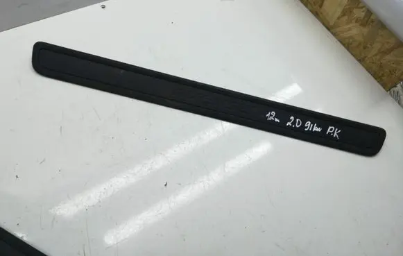 Toyota Avensis T270 Side skirt front trim 6791205040