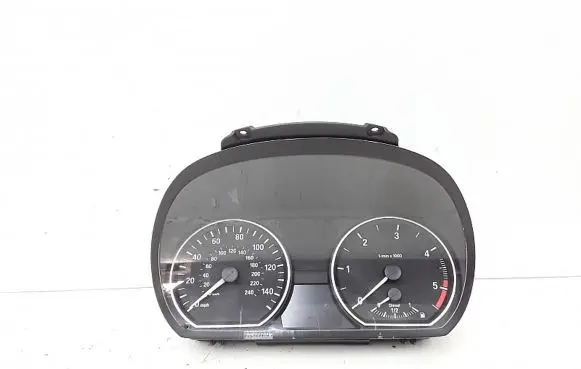 BMW 1 E81 E87 Speedometer (instrument cluster) 102498284
