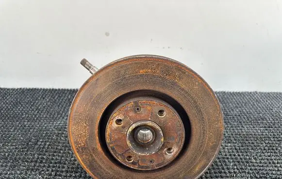 Peugeot 3008 I Front wheel hub 