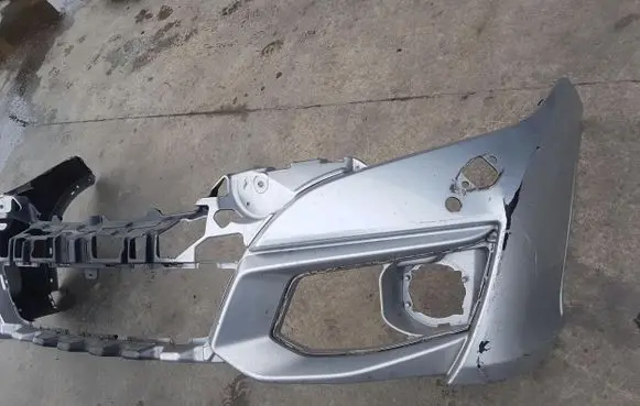 Honda Civic IX Front bumper