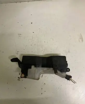Toyota Corolla Verso AR10 Fuse box set 7085