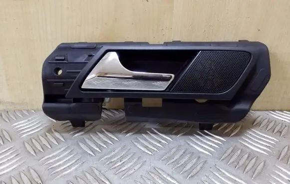 Mercedes-Benz ML W164 Rear door interior handle