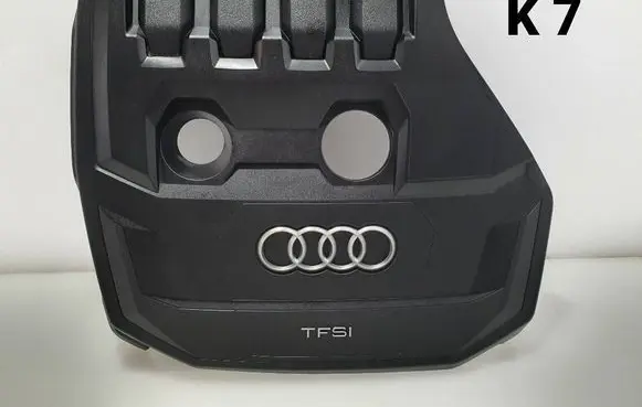 Audi A3 S3 8V Engine cover (trim) 05E103925A