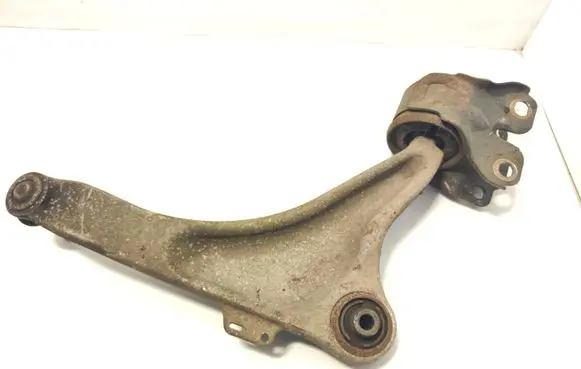 Volvo V60 Front lower control arm/wishbone