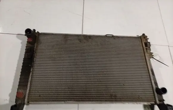 Mercedes-Benz A W169 Coolant radiator 