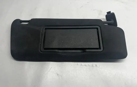 Mercedes-Benz C W204 Sun visor A2218173020