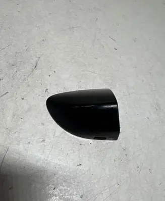 Volkswagen PASSAT B6 Front door handle cover 3C0837880