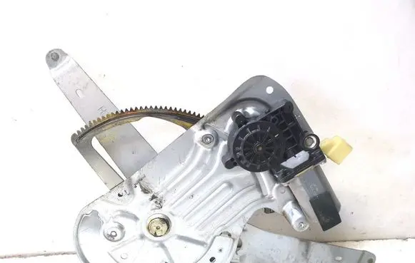 Volvo XC70 Front door window regulator with motor 3069972