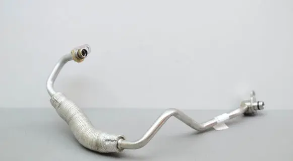 BMW 1 F40 Turbo turbocharger oiling pipe/hose 8629959