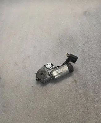 BMW 5 E34 Sunroof motor/actuator 1378645