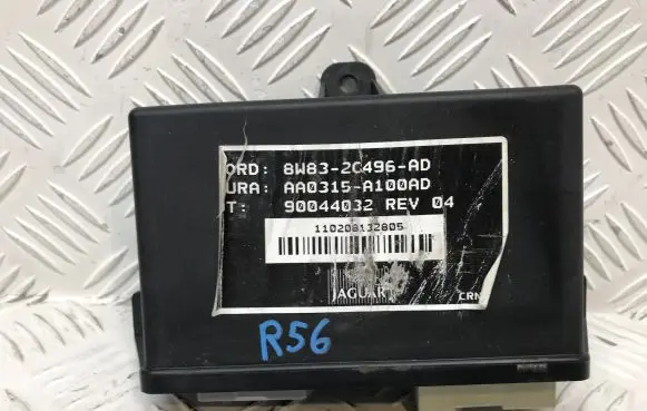 Jaguar XF X250 Hand brake control module 8W832C496AD
