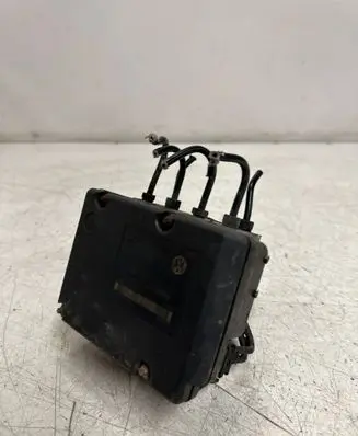 Volkswagen Golf IV ABS Pump 1J0907379C