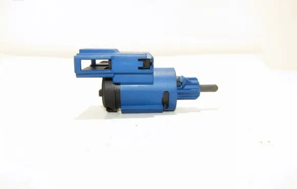 Clutch pedal sensor