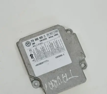 Volkswagen Touran I Airbag control unit/module 1T0909605C