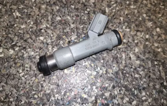 Toyota Aygo AB10 Fuel injectors set 2325000010