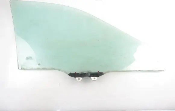 Honda Accord Front door window glass four-door