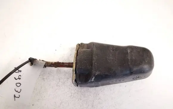 Volkswagen PASSAT B4 Rear door check strap stopper 3a0837323