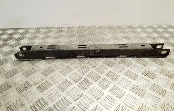 Volvo V70 Rear control arm
